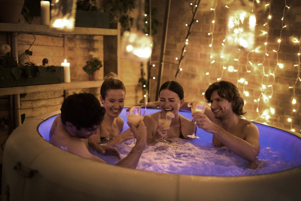 Bestway Lay-Z-Spa Paris Inflatable Hot Tub Review